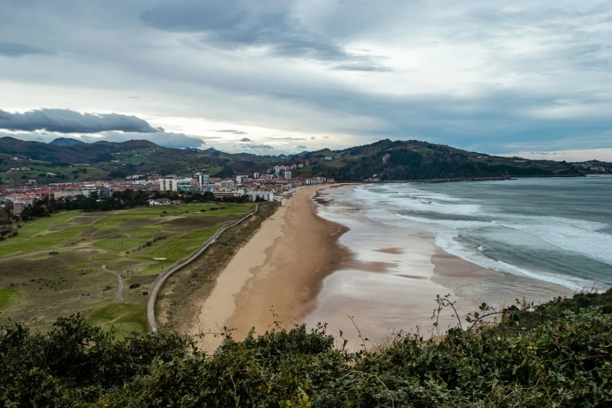 De Zarautz a Deba