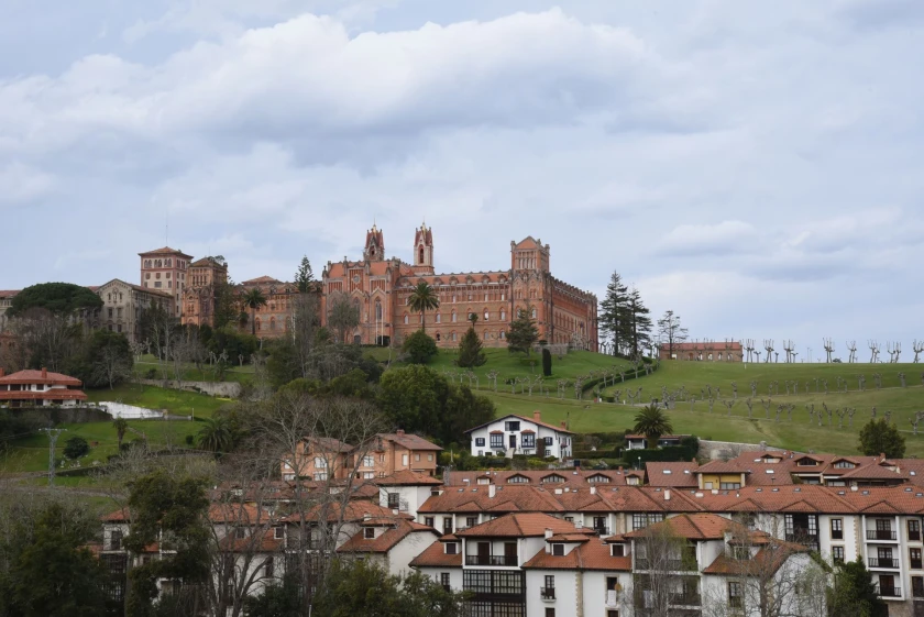 De Comillas a Colombres