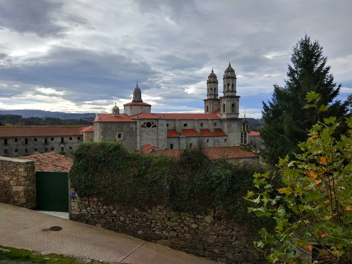 De Sobrado dos Monxes a Arzúa
